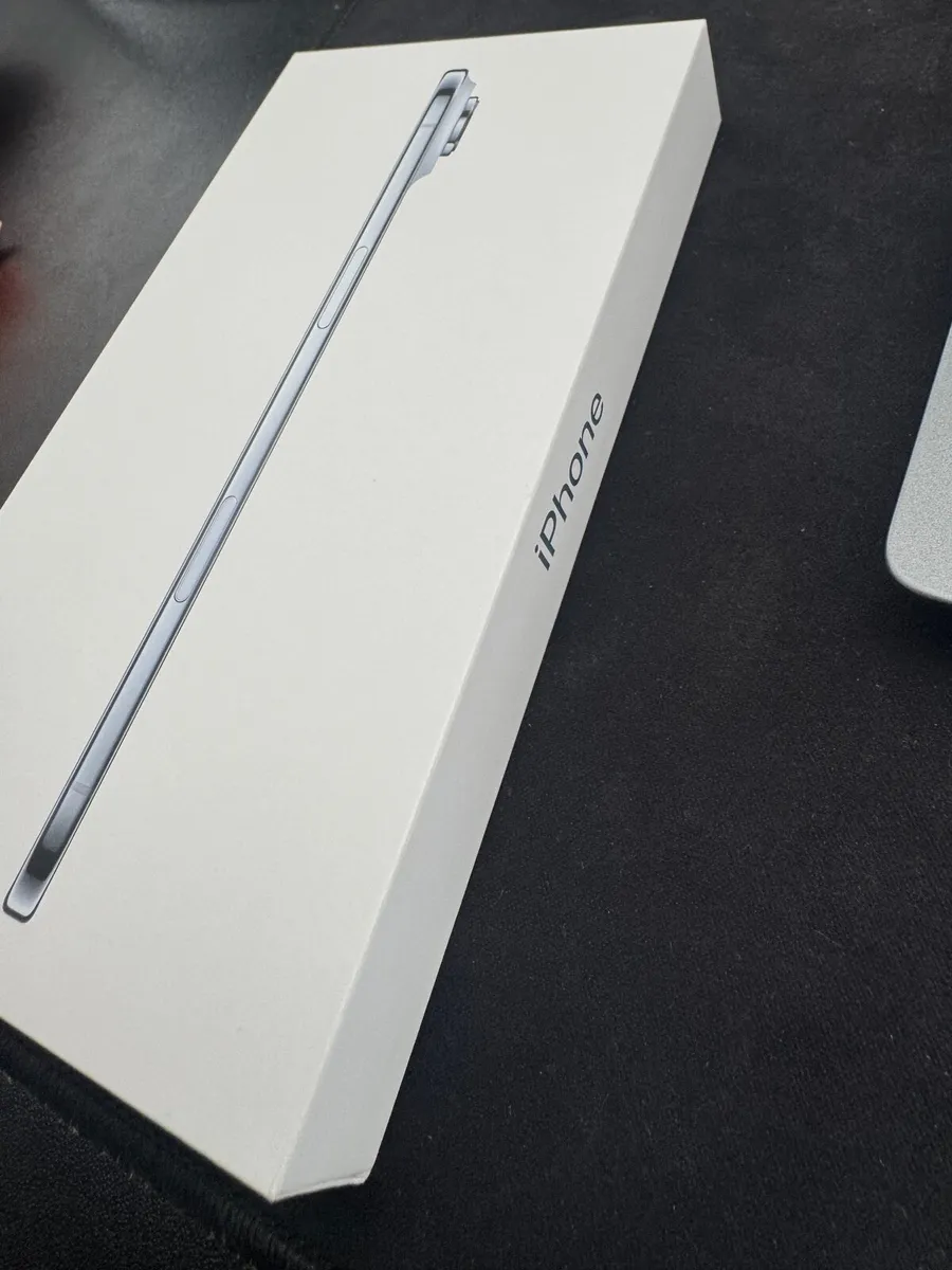 iPhone 17 AIR | unboxed - Image 2