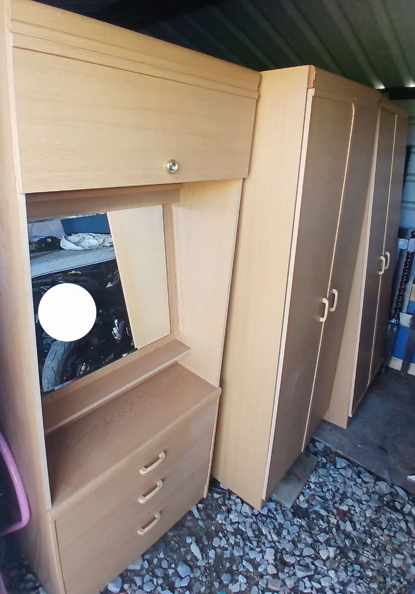 Wardrobes - Image 4