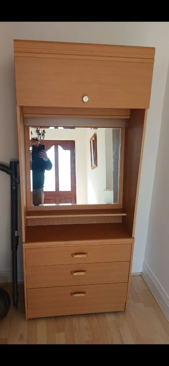 Wardrobes - Image 1