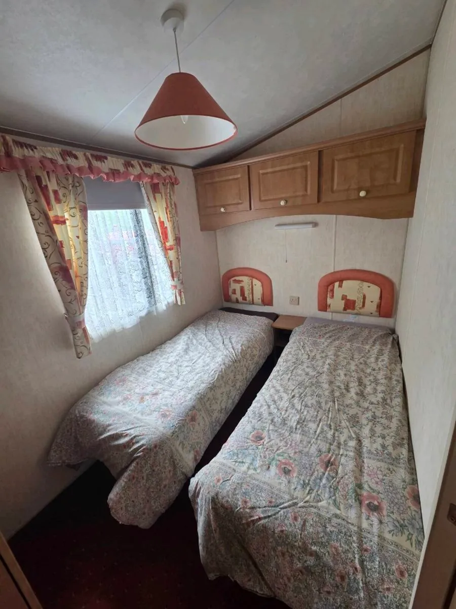 Mobile Home - Image 2