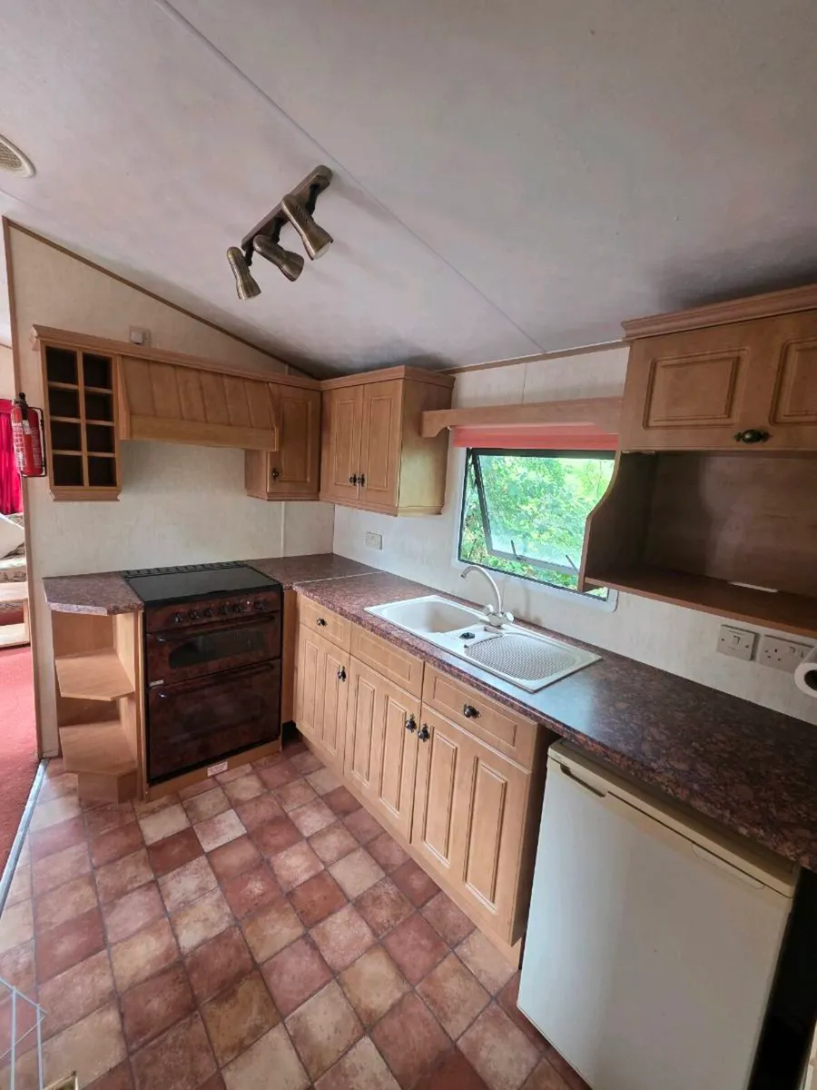 Mobile Home - Image 4