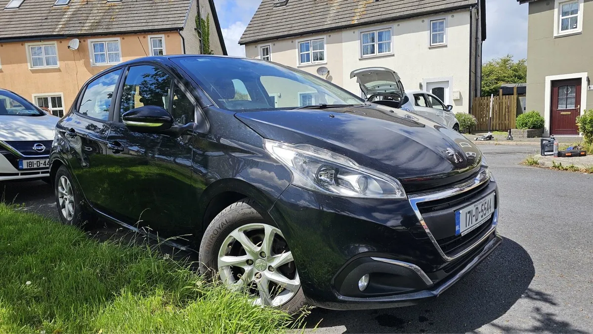 2017 Peugeot 208 1.2 Petrol - Image 2