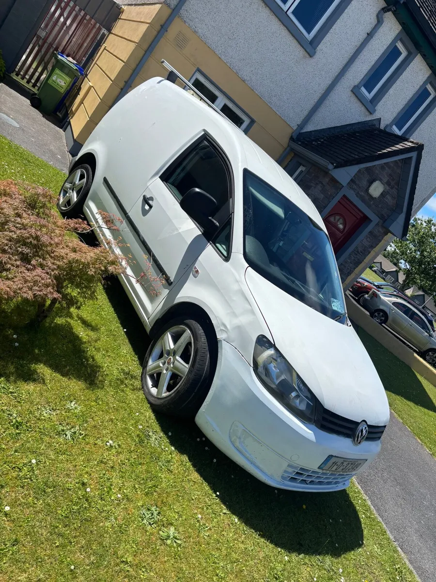 Volkswagen Caddy 2011 - Image 1