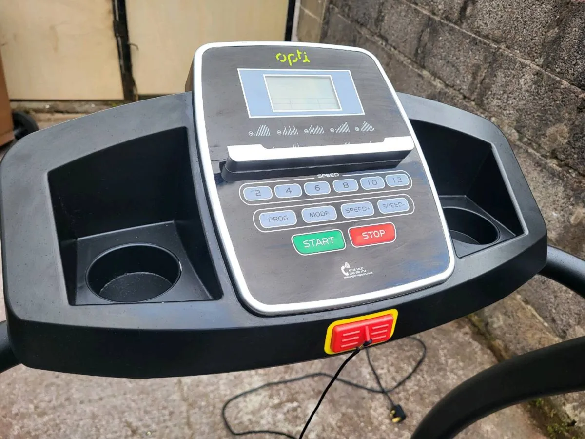 Opti treadmill like new.  Delivery - Image 2