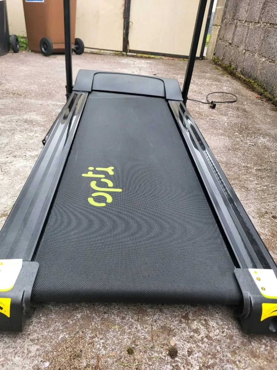 Opti treadmill like new.  Delivery - Image 3