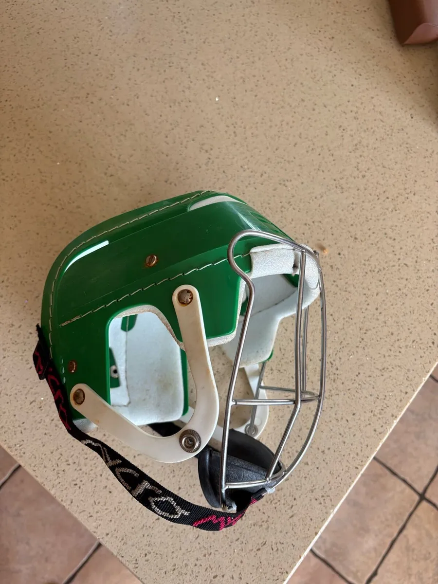 Oldstyle gola helmet - Image 2
