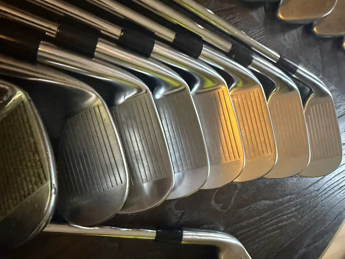 Mizuno JPX 800 Irons 4 Hybrid  ~ Gap Wedge - Image 2
