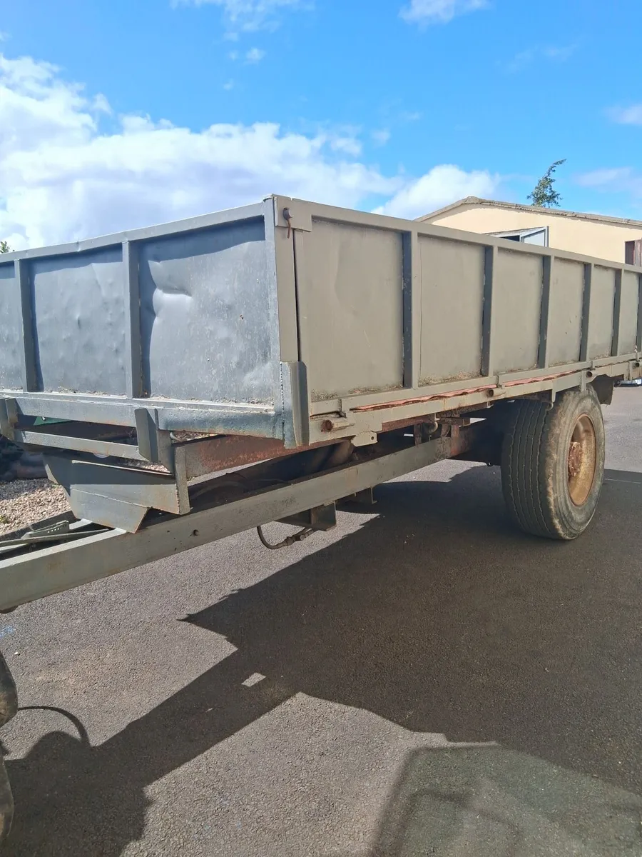 Tipping trailer - Image 1