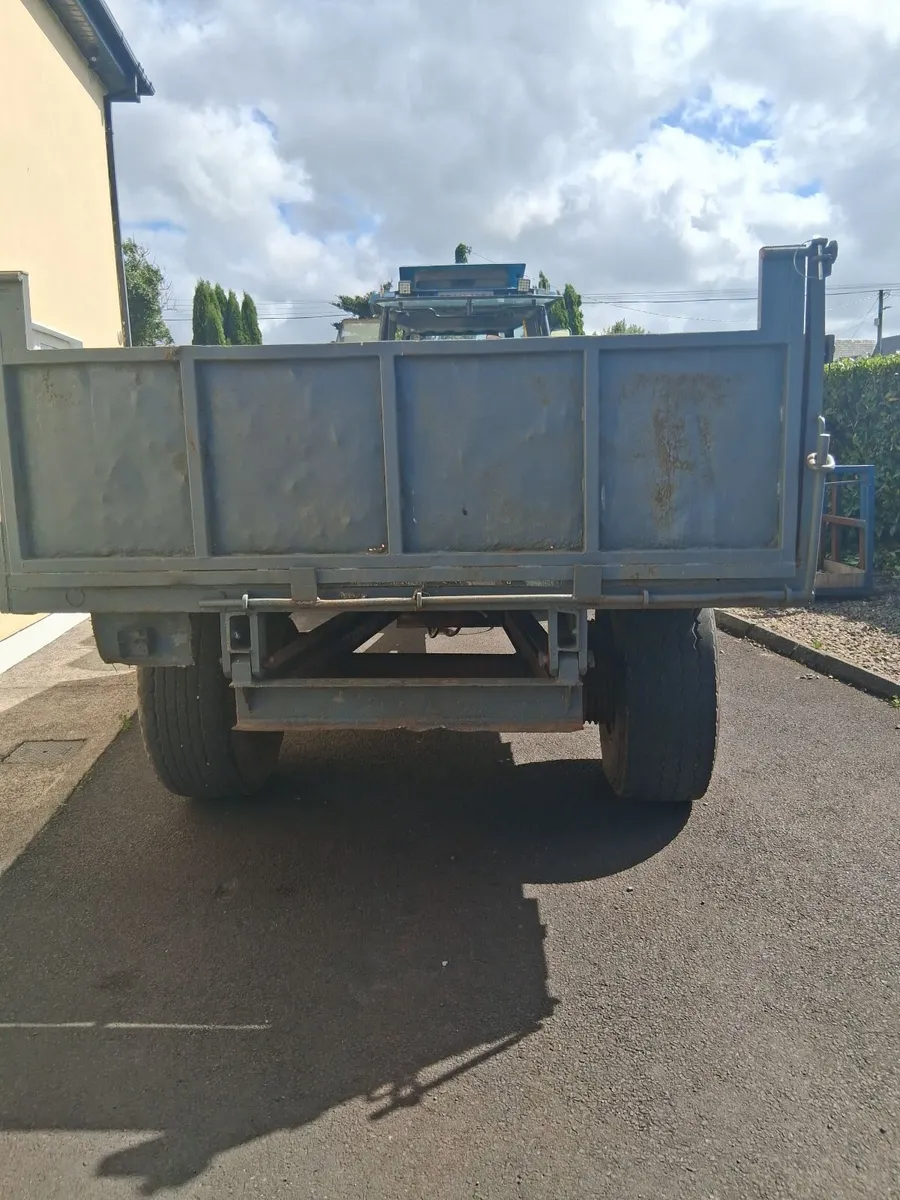 Tipping trailer - Image 2