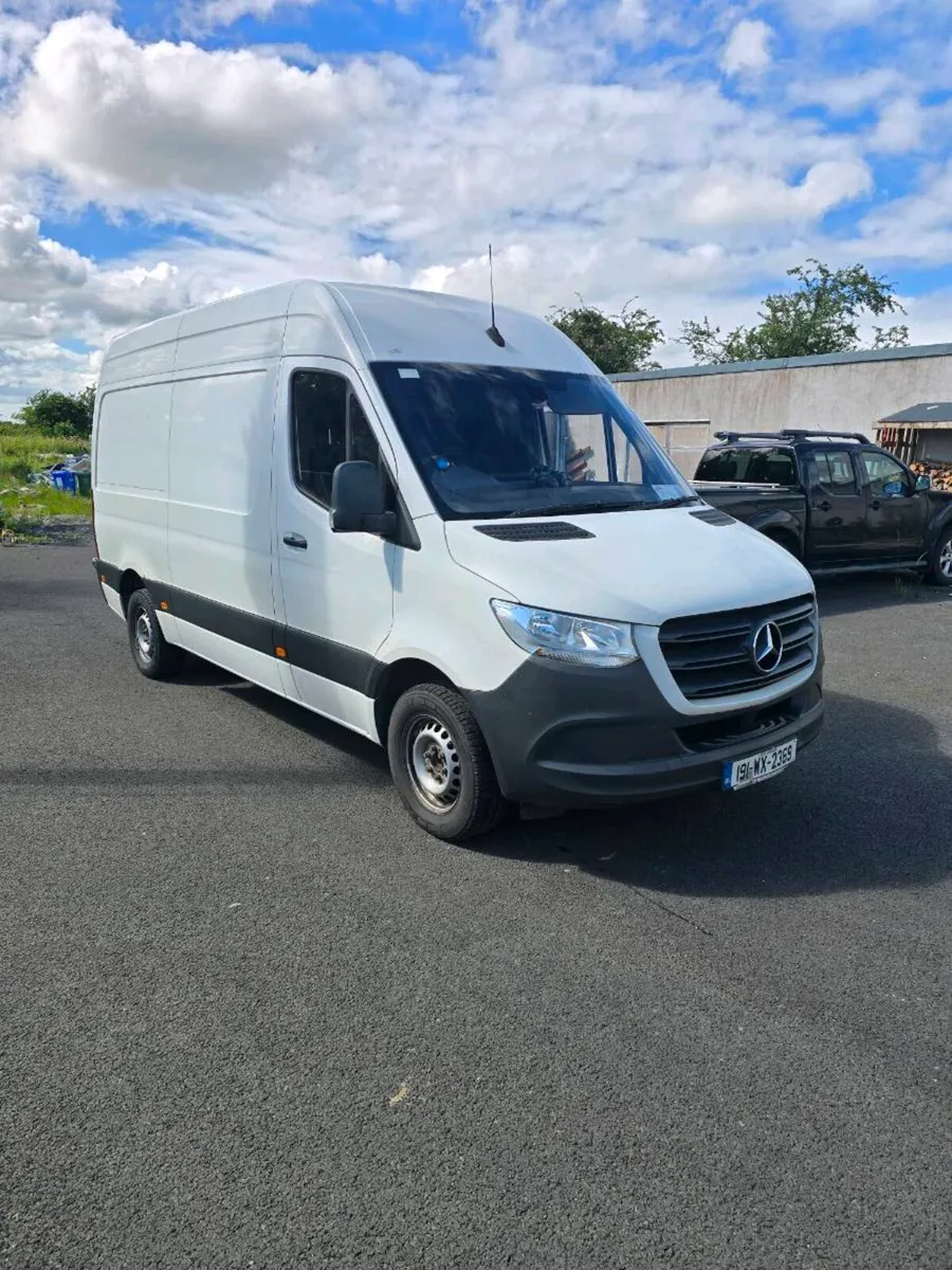 Mercedes Sprinter - Image 1
