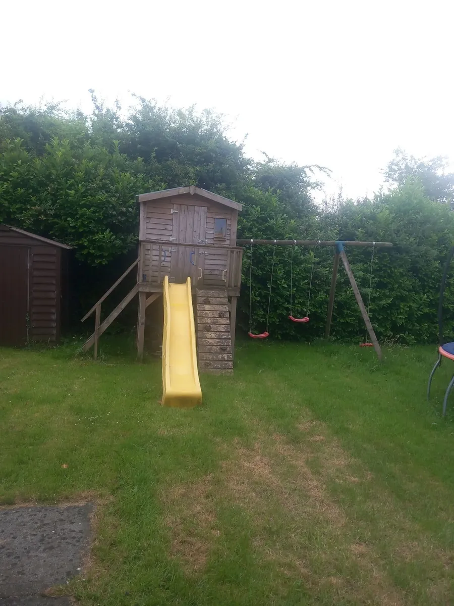 tree house and trampoline - Image 3
