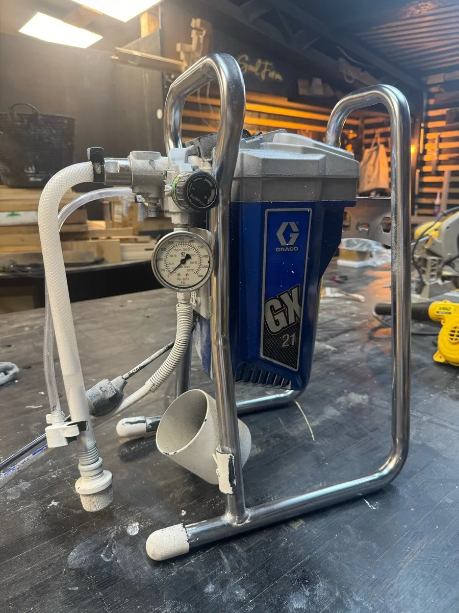 Graco GX21 Professional Airless Paint Sprayer - Image 1
