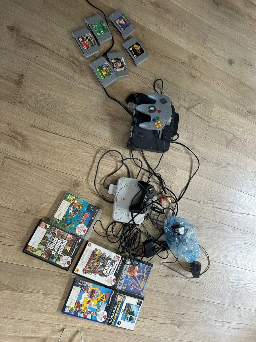 Nintendo 64 , ps 1 old school consoles with games - Image 1