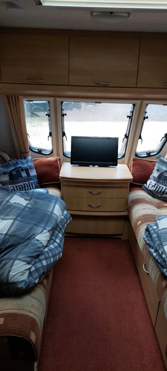 Caravan - Image 3