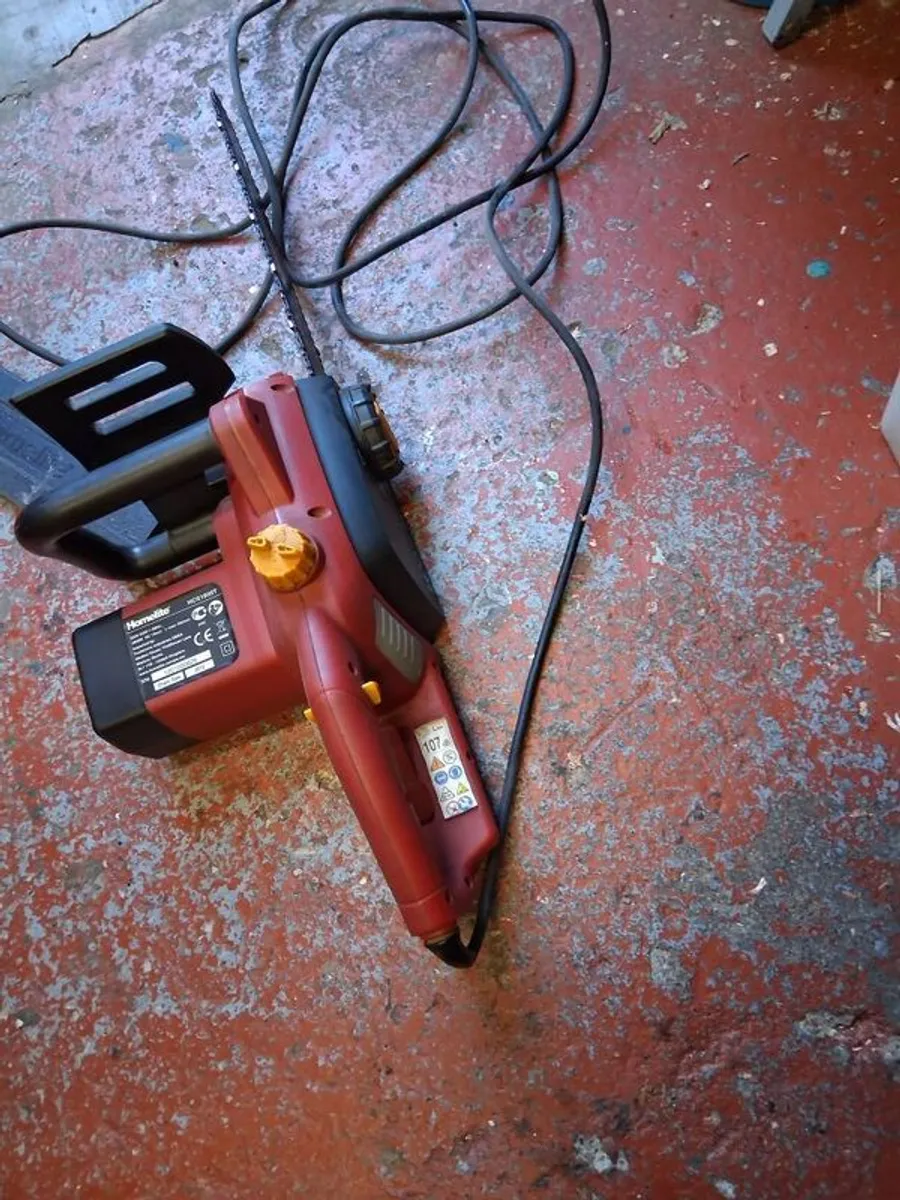 chain saw - Image 1