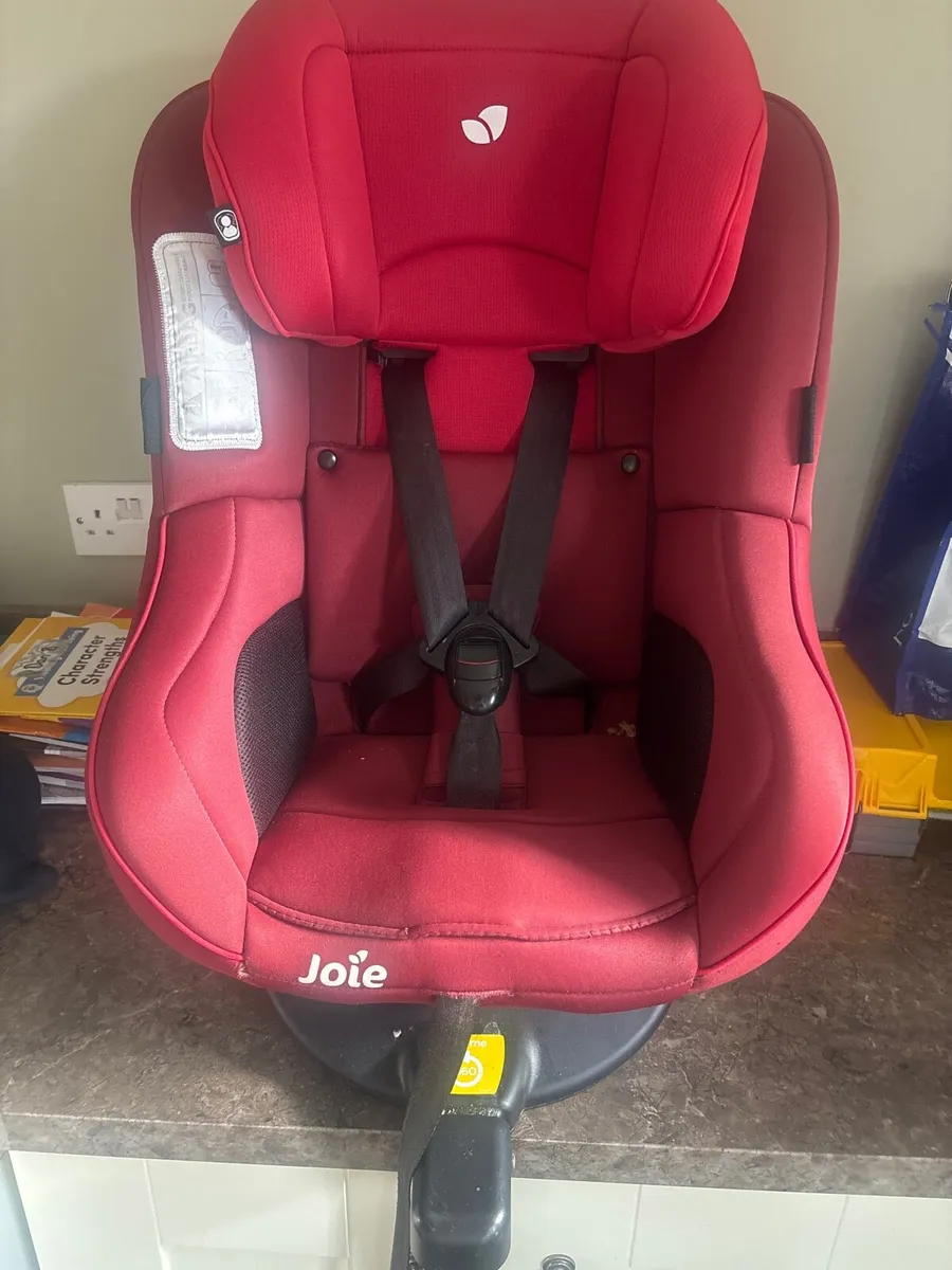 Joie 360 spin - Image 1