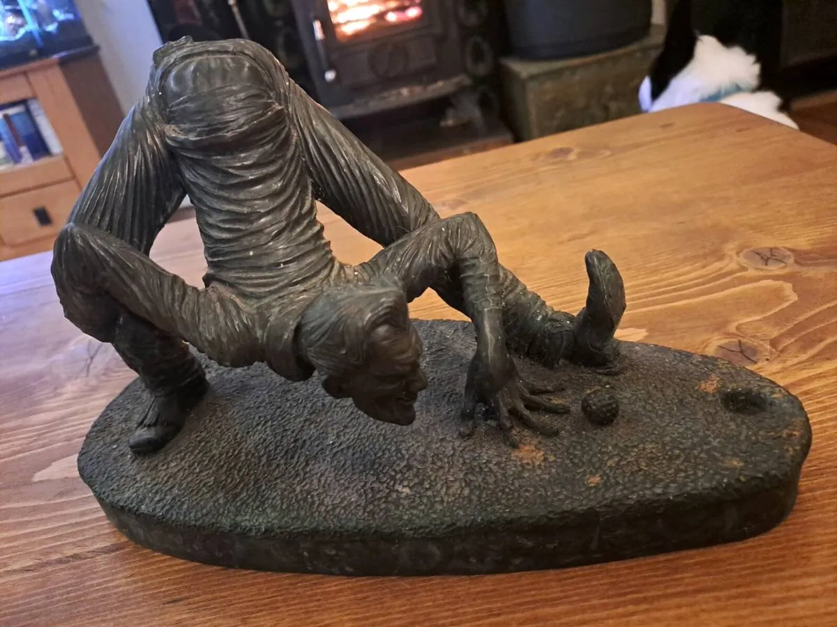 Genesis Fine Arts Irish Golf Sculpture - Image 1