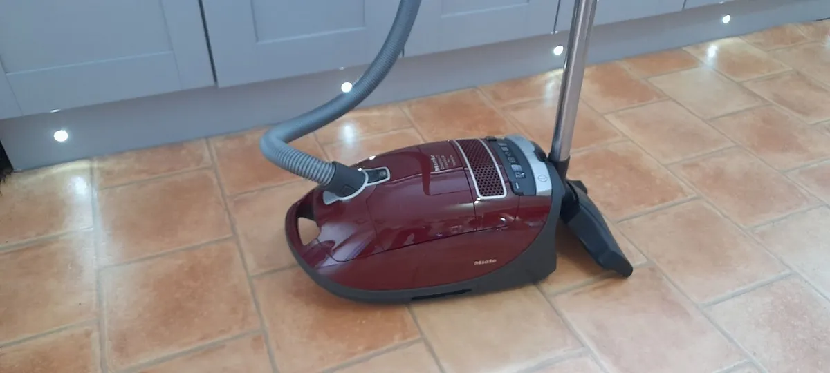C&D Miele vacuum/Hoover cleaner - Image 1