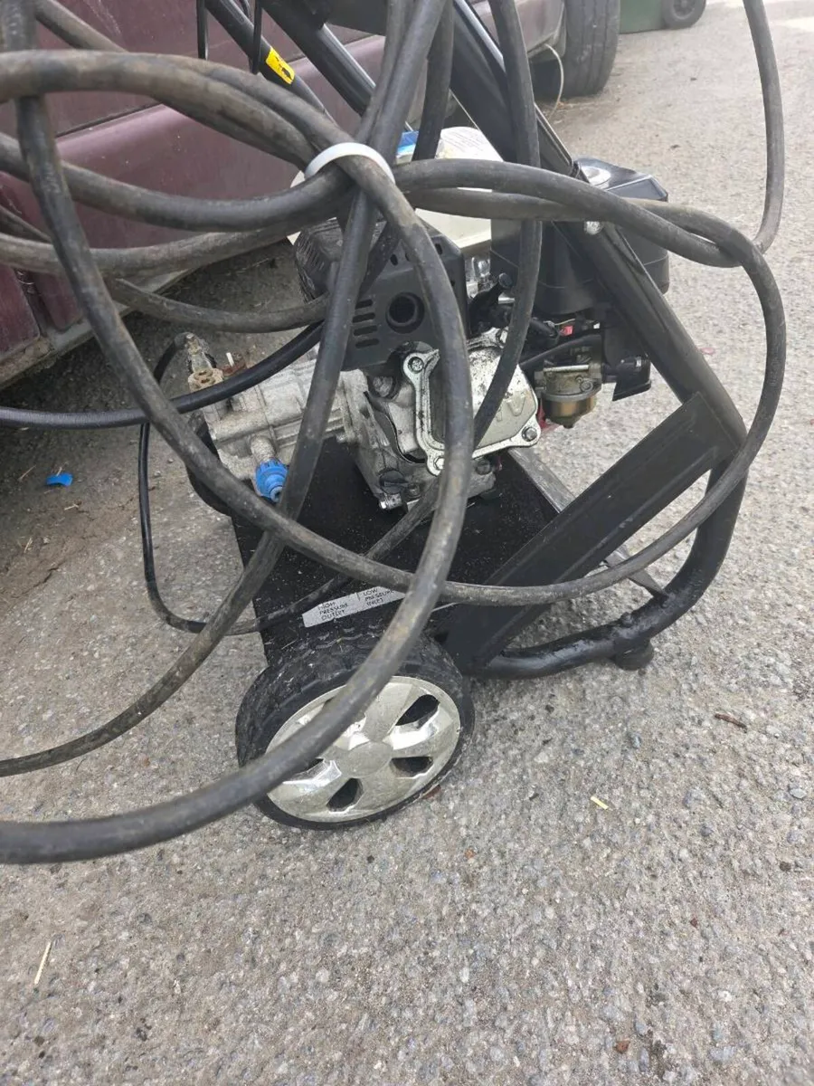 Nislsen powerwasher - Image 4