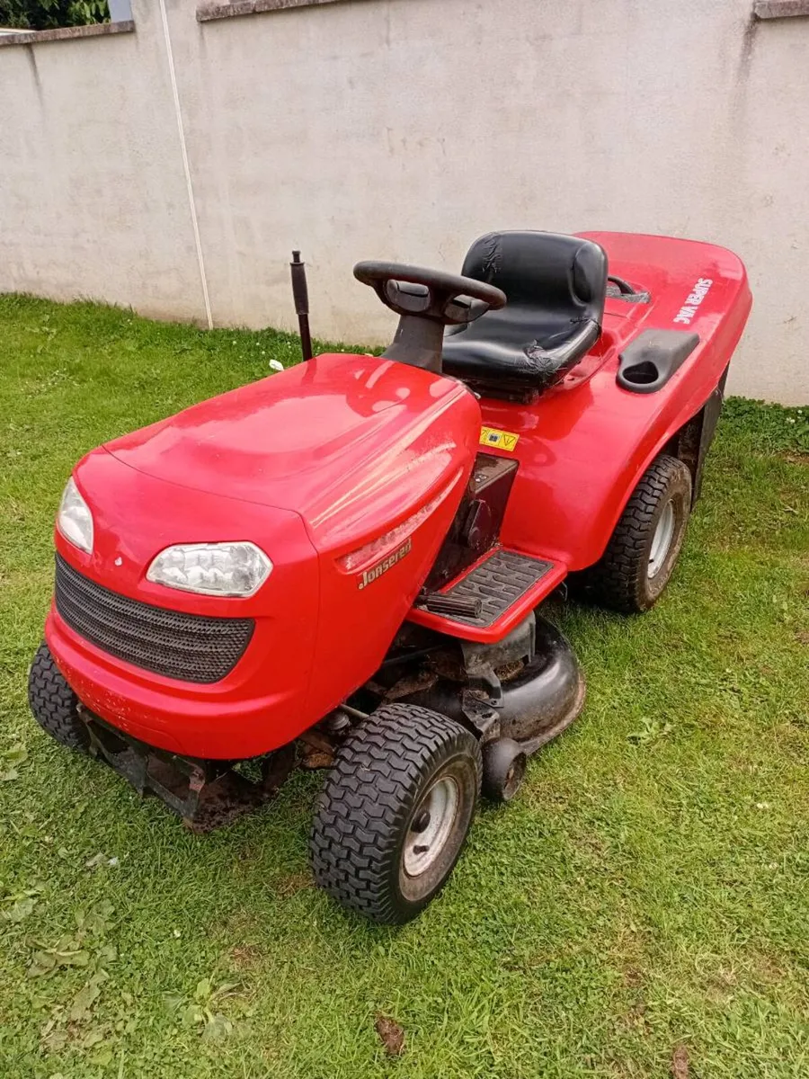 Ride on lawnmower - Image 2