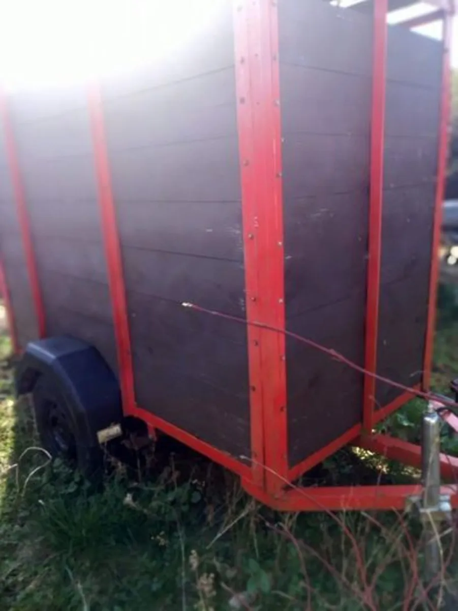 Trailer - Image 3