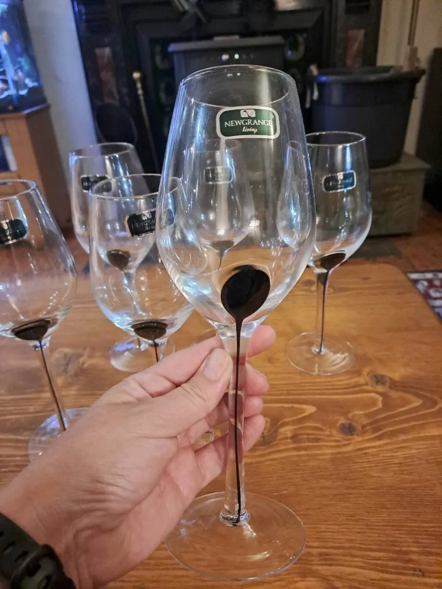 Newgrange Living Set of 6 Wine Glasses - Image 4