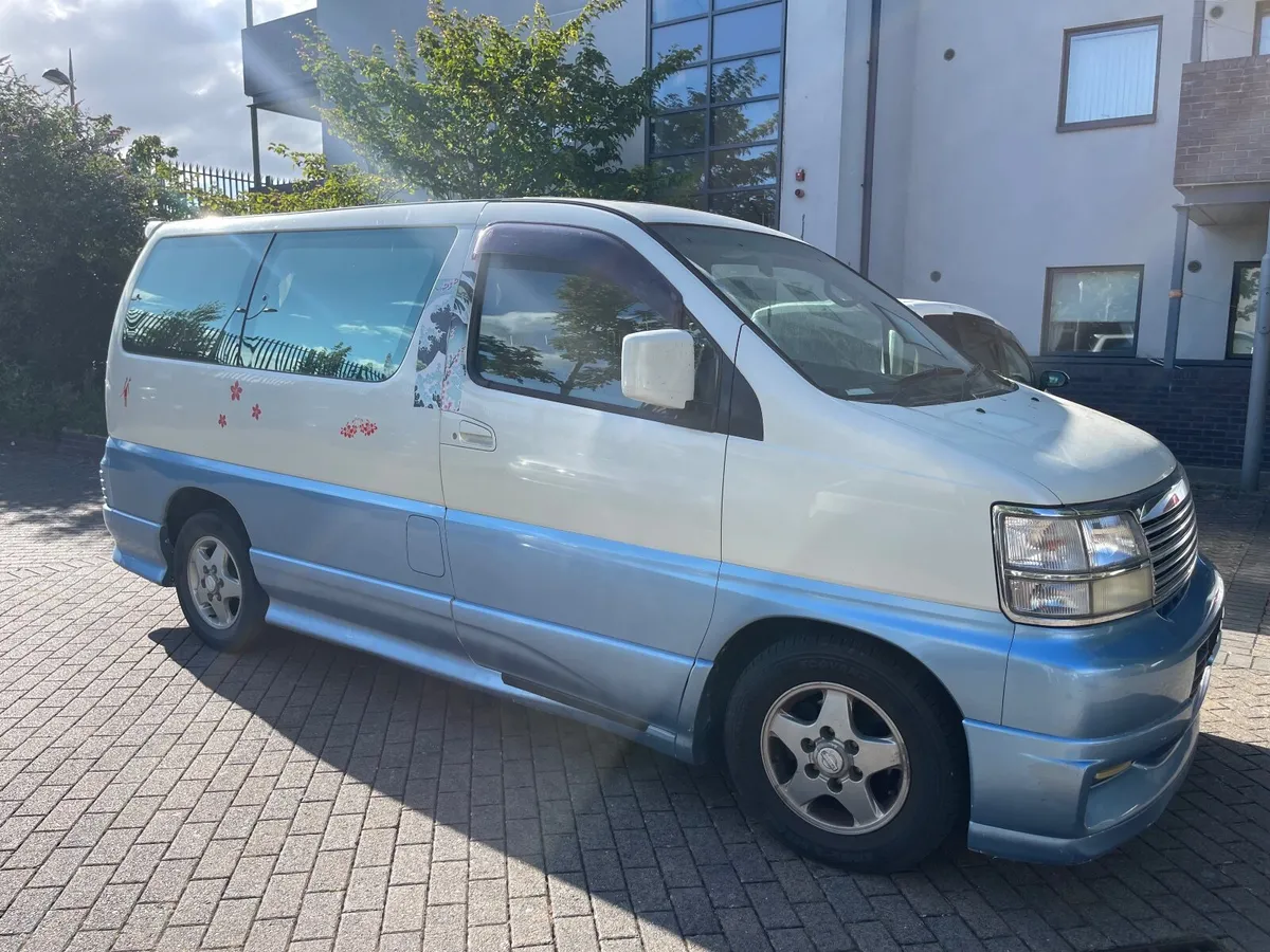 Camper van - Image 1