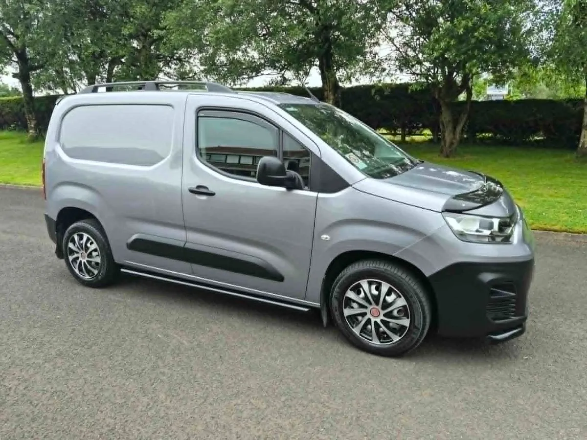2023 FIAT DOBLO 1.5 HDI AUTOMATIC 130BHP EAT8 - Image 1