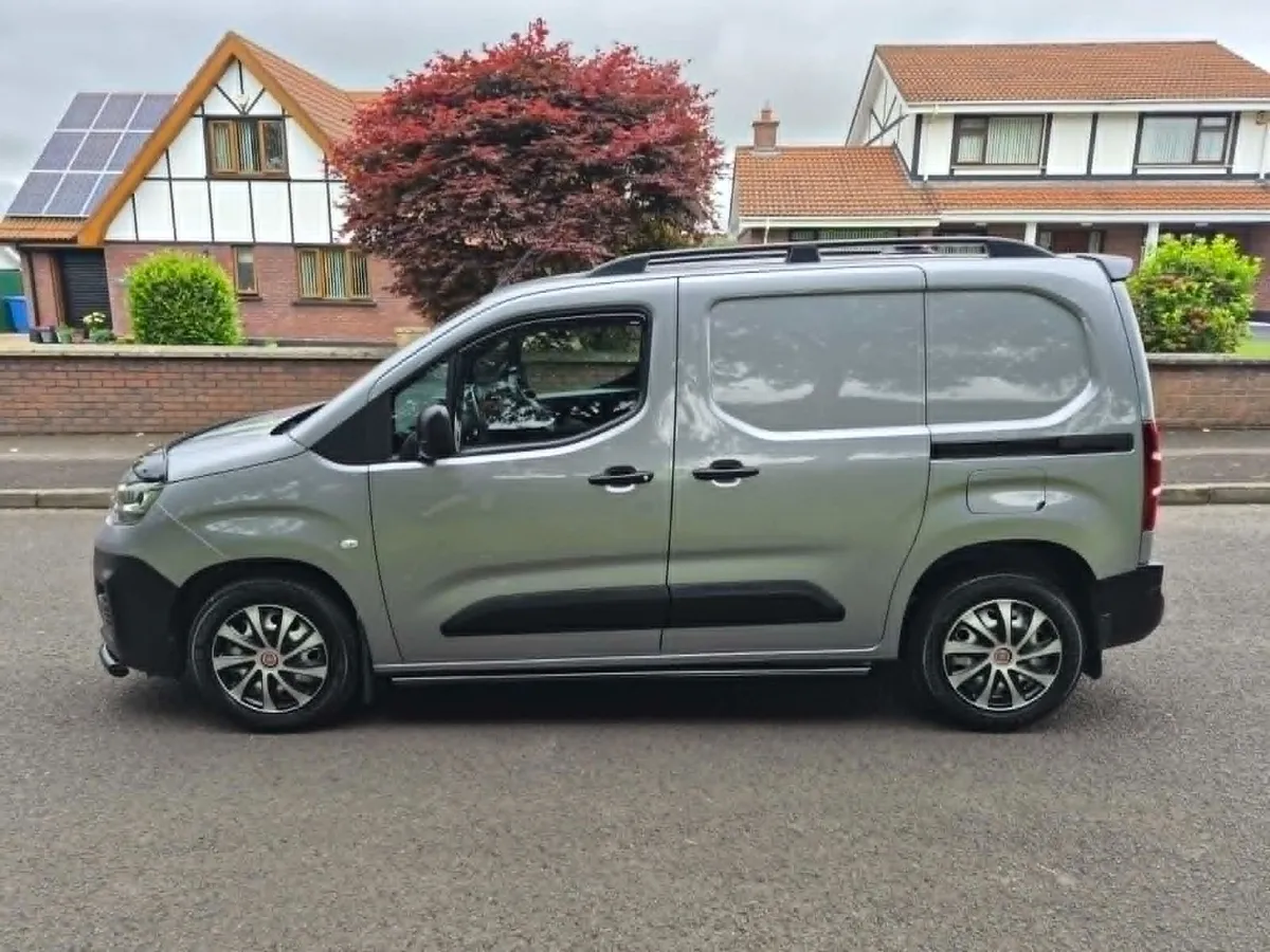 2023 FIAT DOBLO 1.5 HDI AUTOMATIC 130BHP EAT8 - Image 2