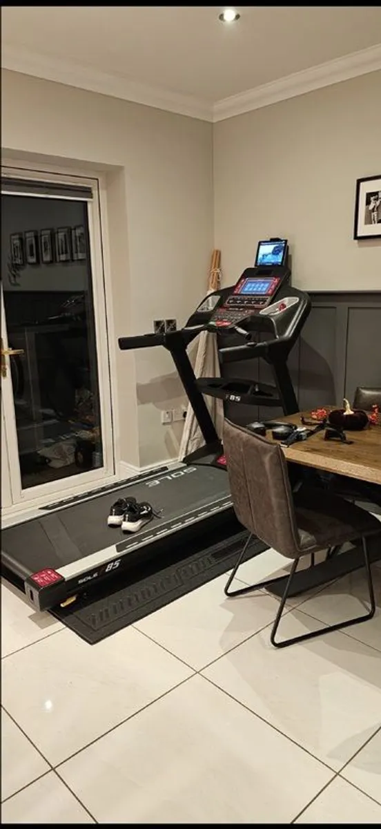 Treadmill - Image 3