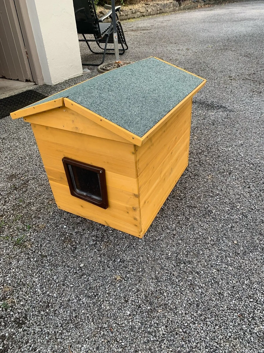 Cat house - Image 2
