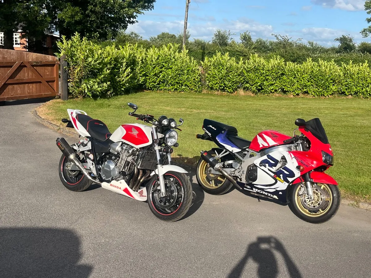 Honda CB 1300 / Fireblade 918 - Image 1