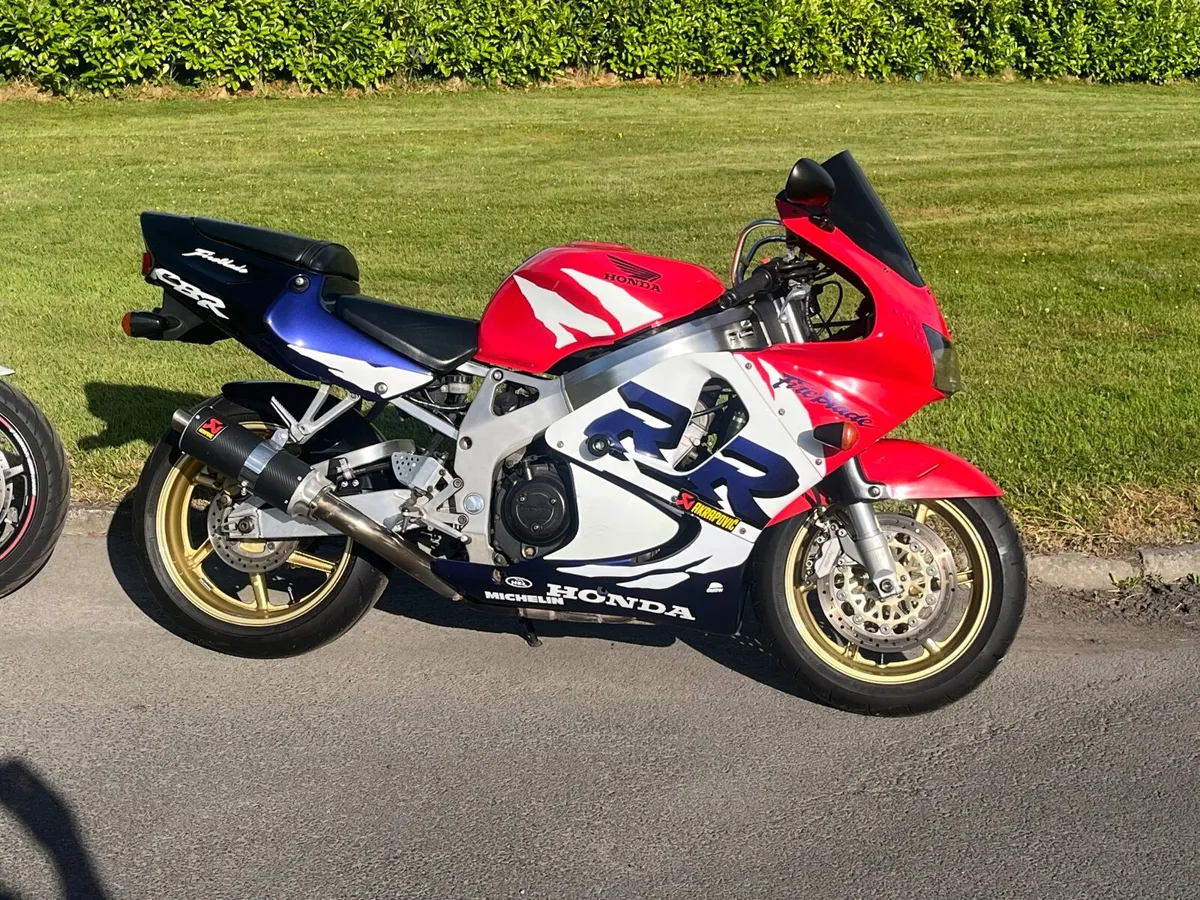Honda CB 1300 / Fireblade 918 - Image 2