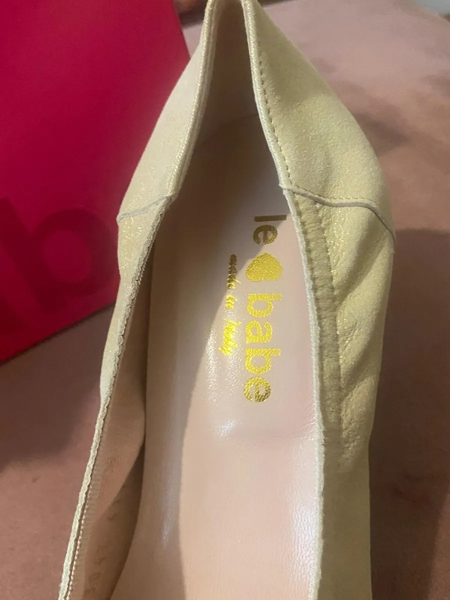 Shoes - Image 2