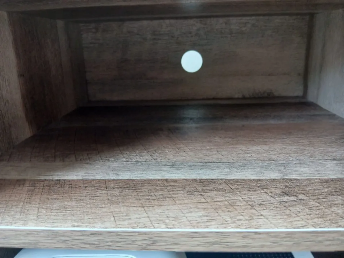 LG 43" TV and stand - Image 2