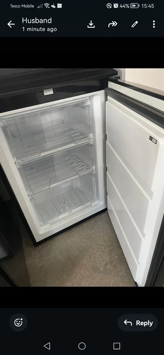 Fridge and freezer - Image 4
