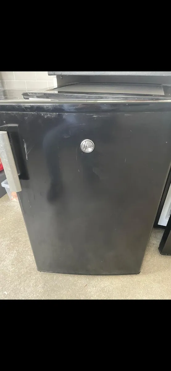 Fridge and freezer - Image 3