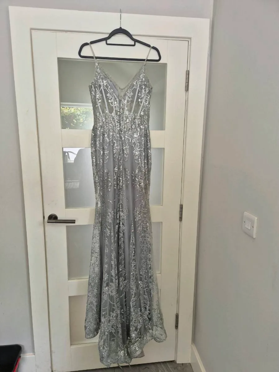 Debs Dress - Image 4