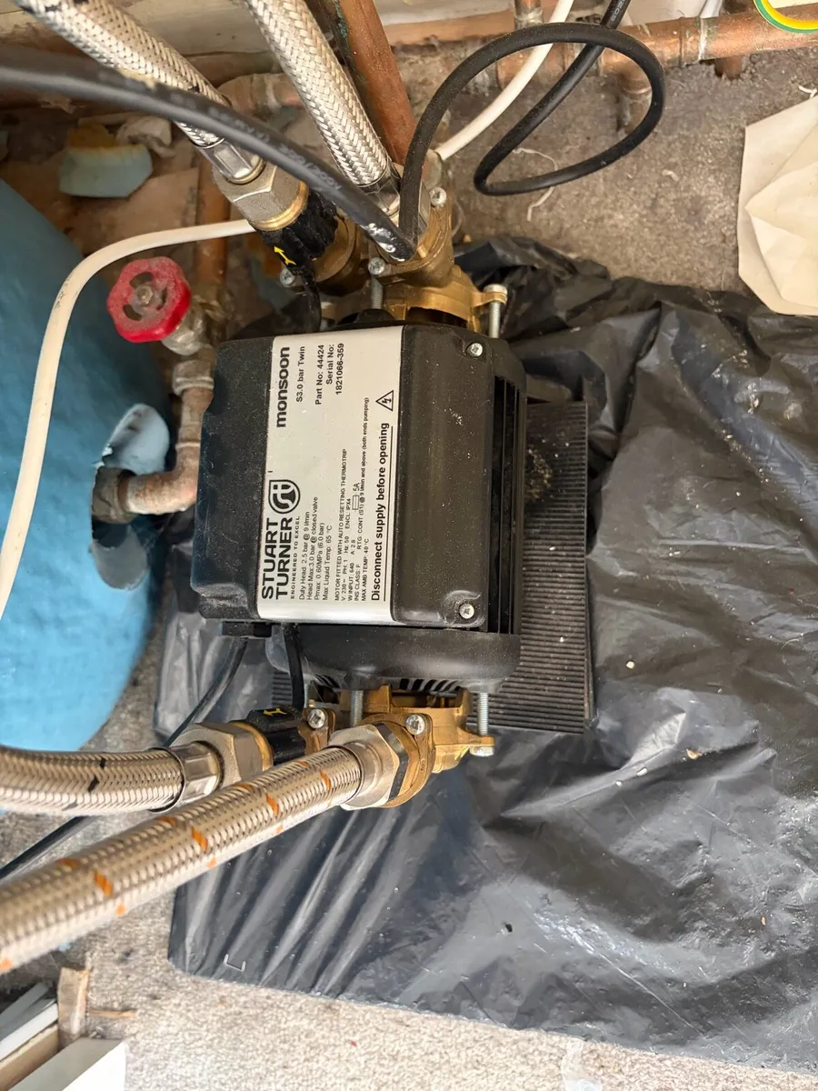 Stuart Turner Monsoon pump and hot water cylinder - Image 2