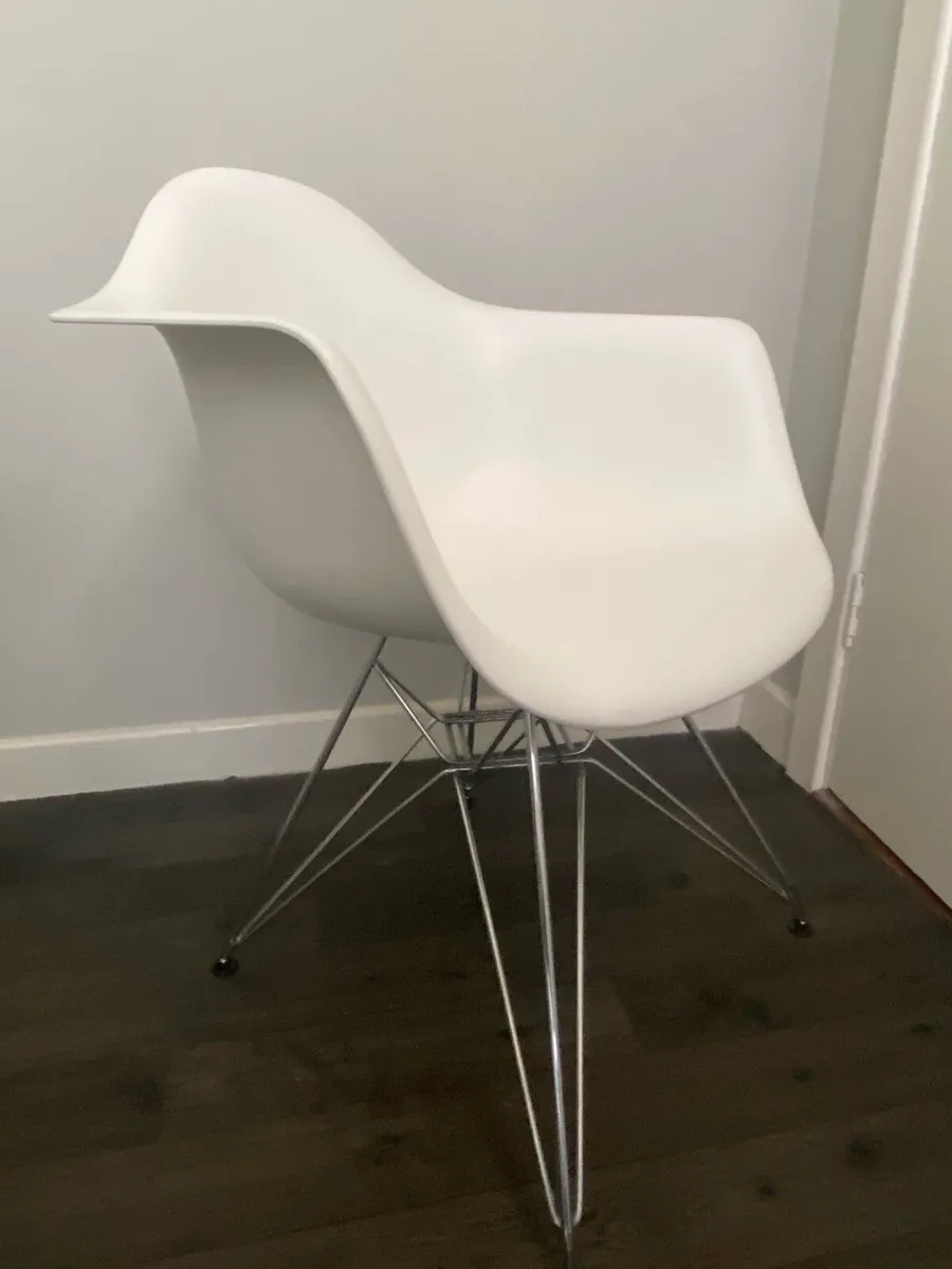 Chairs - Image 4