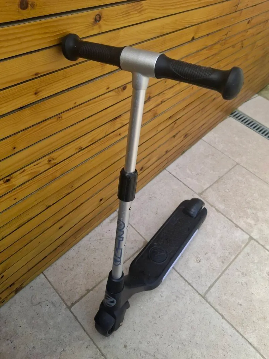 Zinc kids electric scooter - Image 4