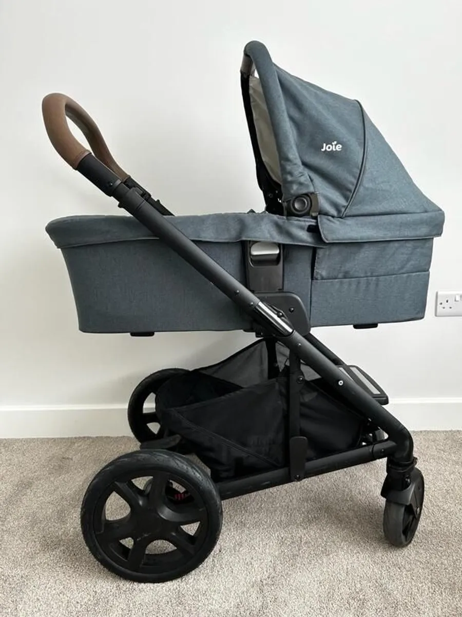 Baby Travel System - Image 3