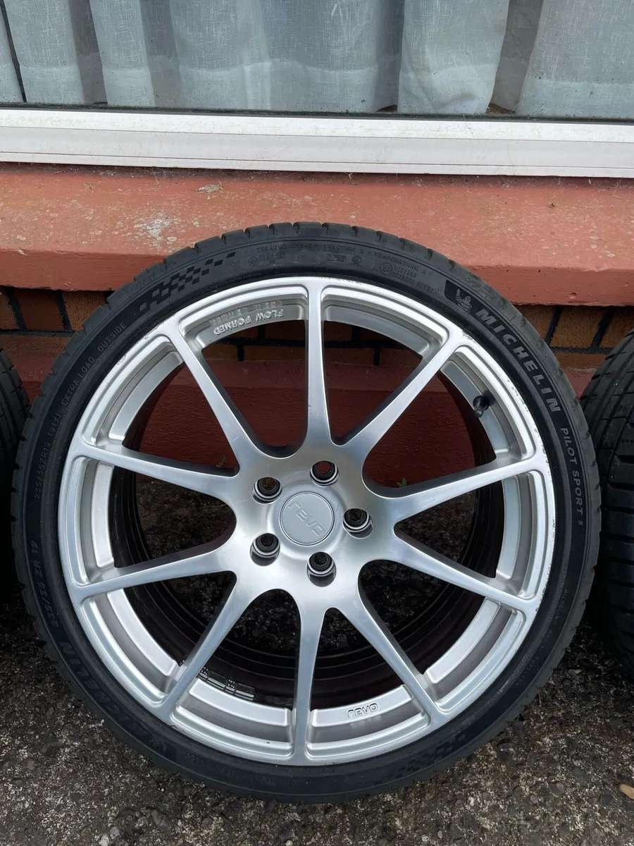 Golf/a3/s3 Revo RFO19 wheels - Image 3