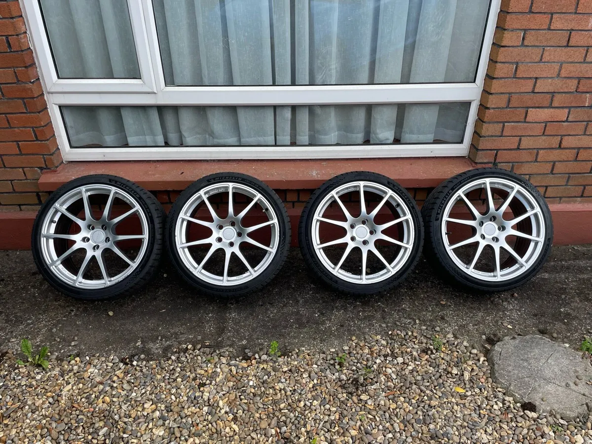 Golf/a3/s3 Revo RFO19 wheels - Image 1