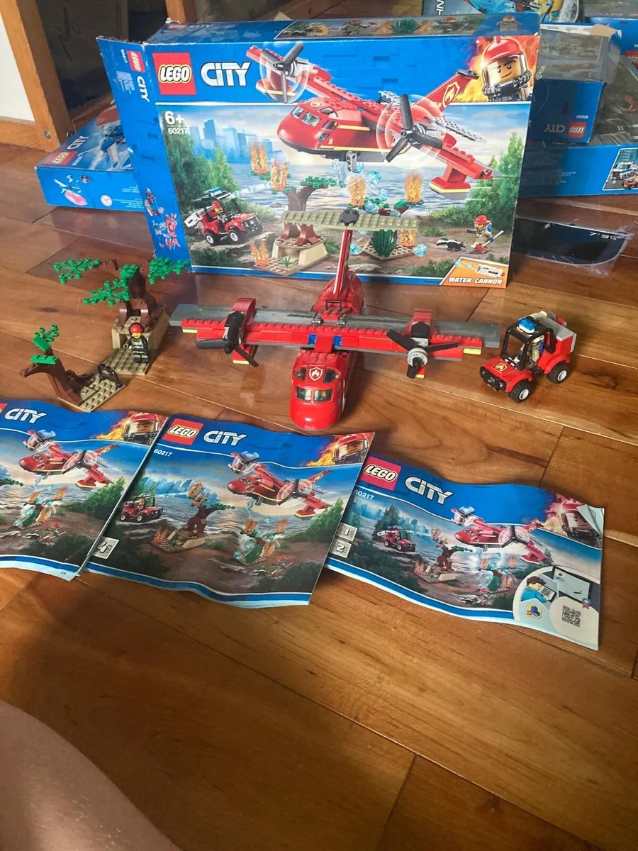 Lego City - Fire Engine Plane - Image 2