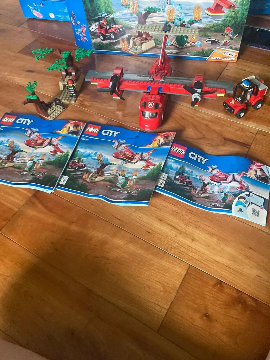 Lego City - Fire Engine Plane - Image 3