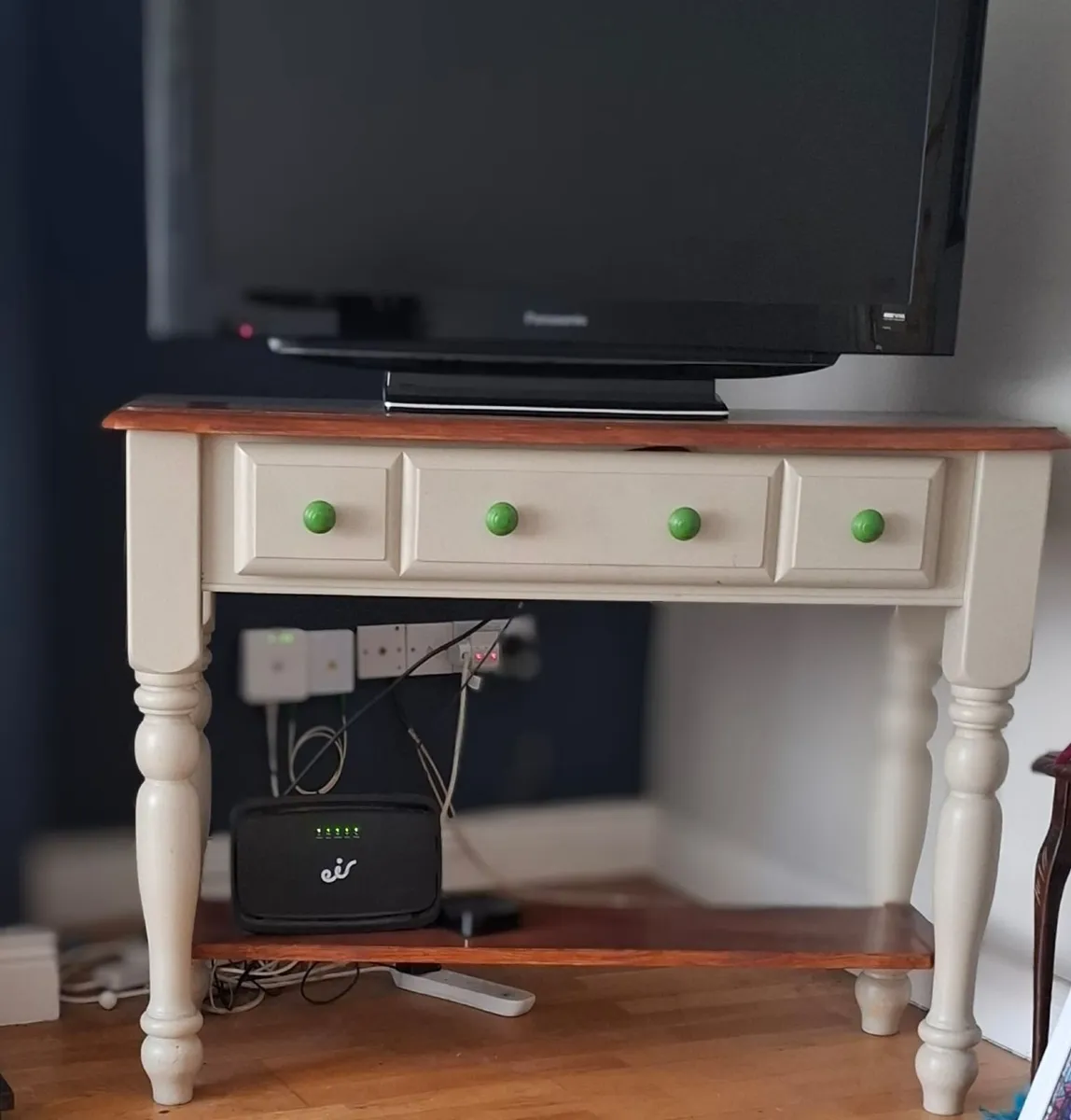 Table - Image 4