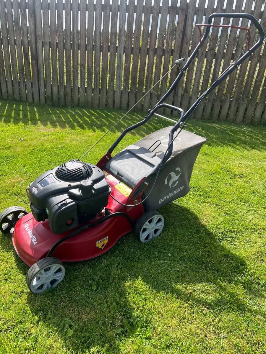 Lawnmower Briggs and Stratton - Image 4