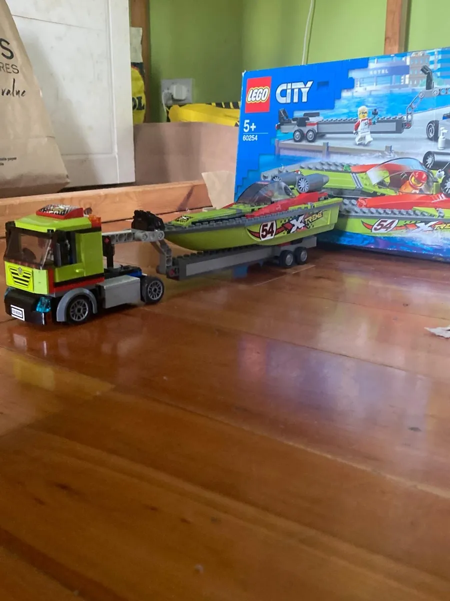 Lego City - 60254 - Race boat transport set - Image 3