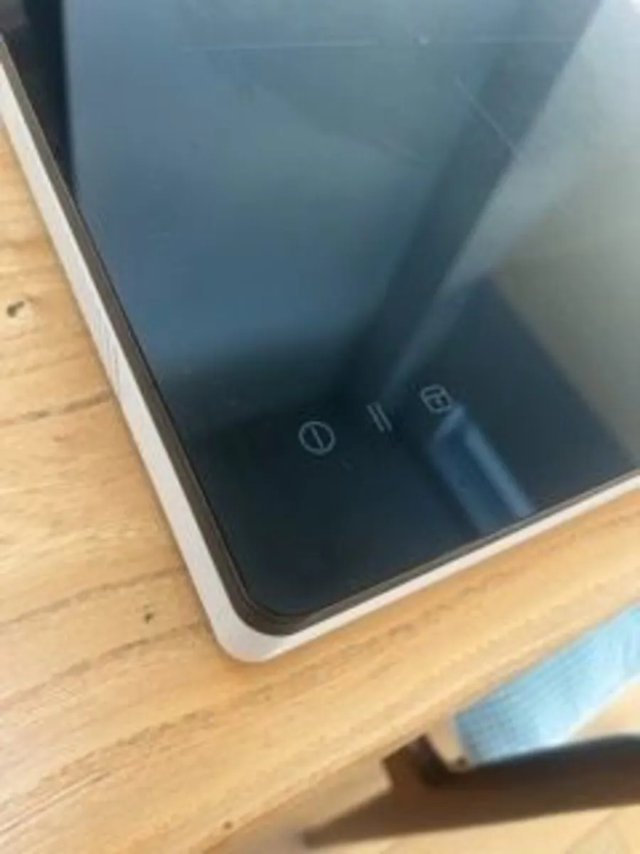 IKEA TILLREDA portable induction hob - Image 3